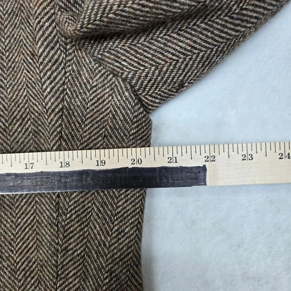 Stafford classic herringbone
